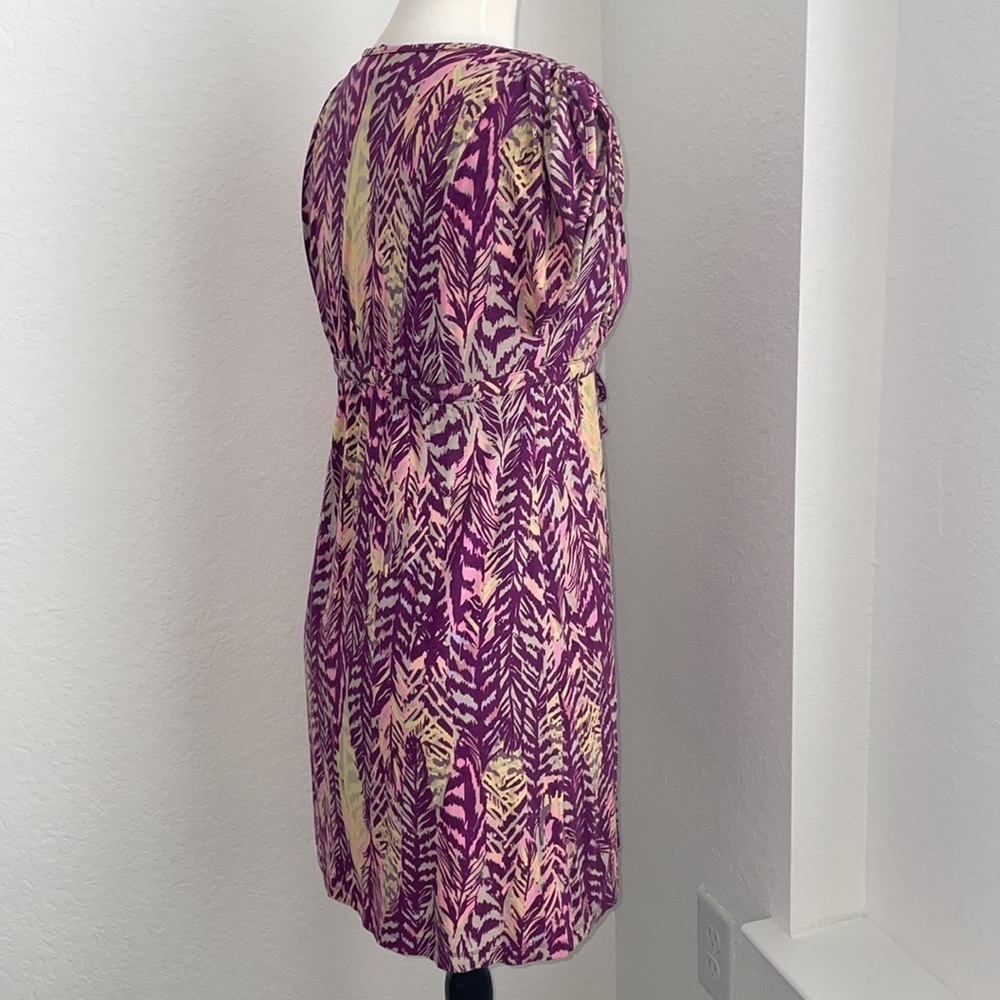 H&M floral vneck above the knee dress with adjustable ties in women’s small - Picture 7 of 11